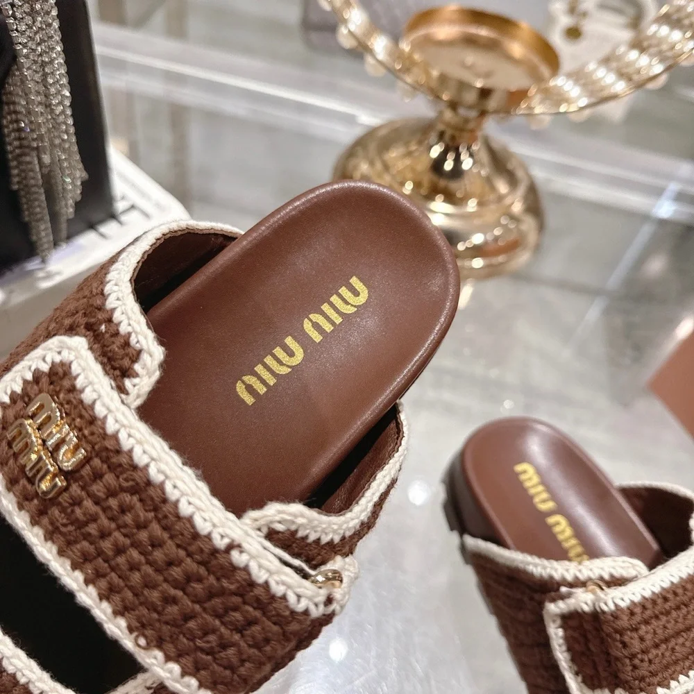 Miu Miu Brown Crochet Platform Slide Sandals - Picture 2 of 8